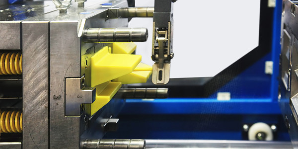 Torneros, Mecanizados, Matriceros, Control Numérico Teruel · Fabricación de moldes para inyección y fundición
